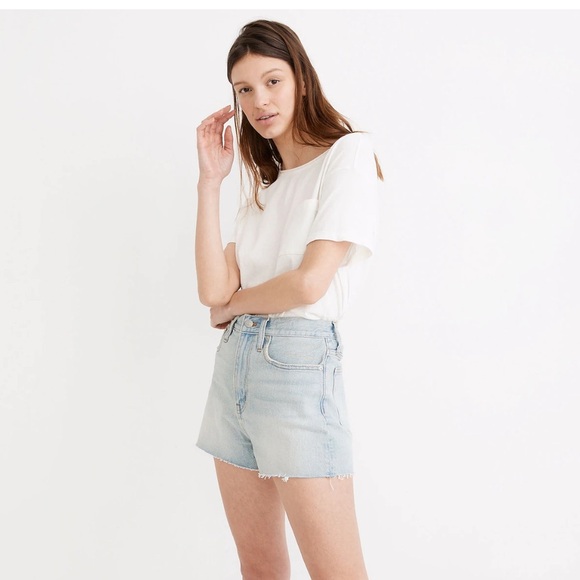 Madewell Pants - Madewell The Momjean Short Short in Fitzgerald Wash Sz 28